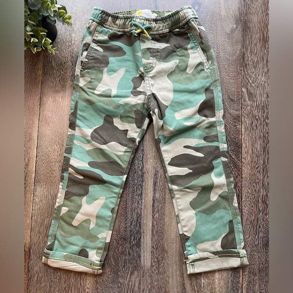 Mini Boden Other - NWT Mini Boden Camo pull on pants, 4-5 years